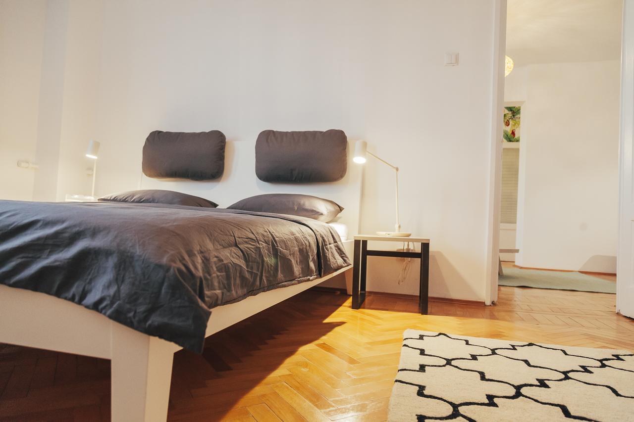 Old Town View Apartment بوخارست المظهر الخارجي الصورة